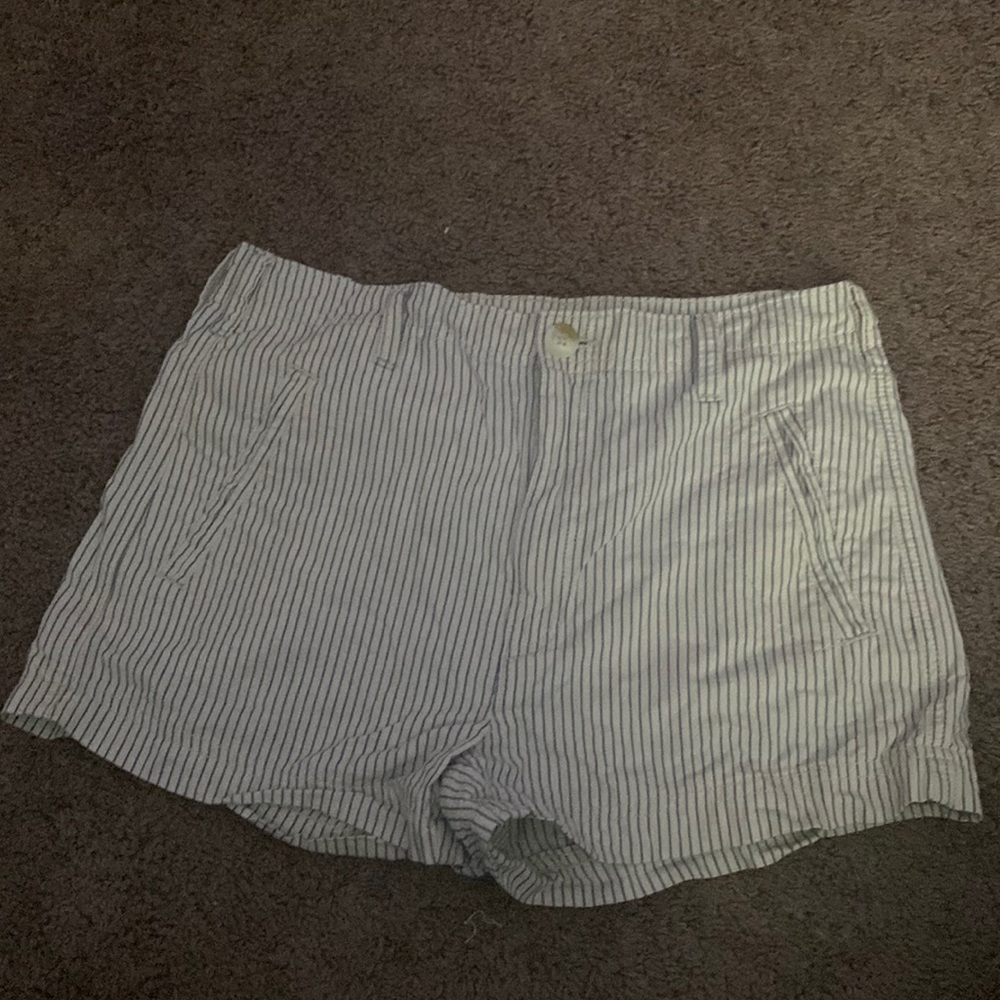 American eagle shorts size 6